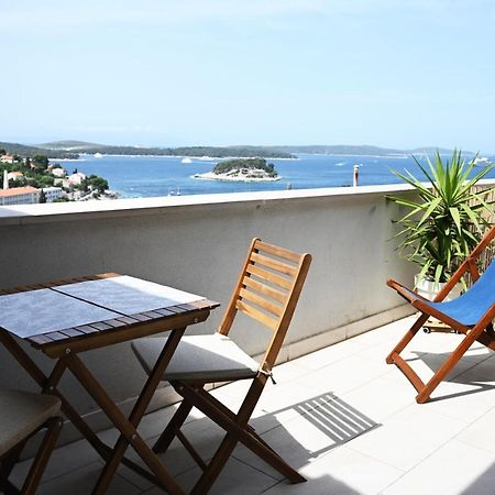 Tiktok View - Zf Hvar Hvar Town Extérieur photo